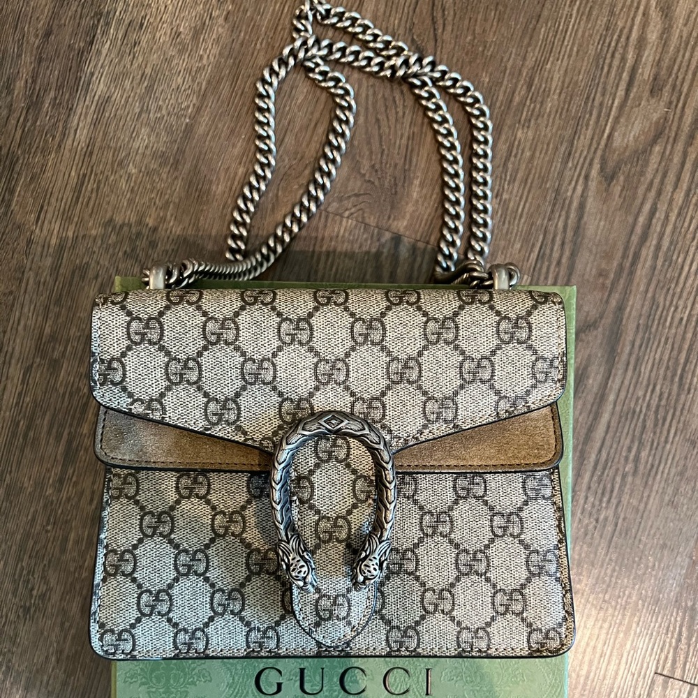 Gucci Dionysus GG Supreme mini bag